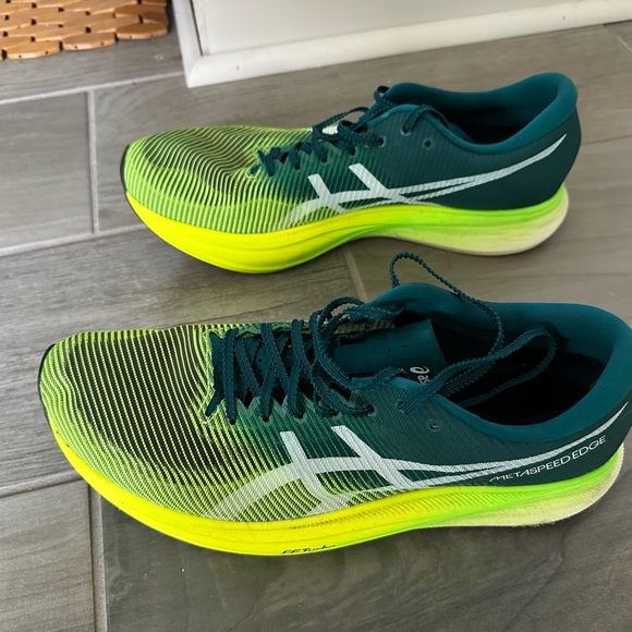 ASICS Meta Speed Edge Plus - Picture 3 of 4